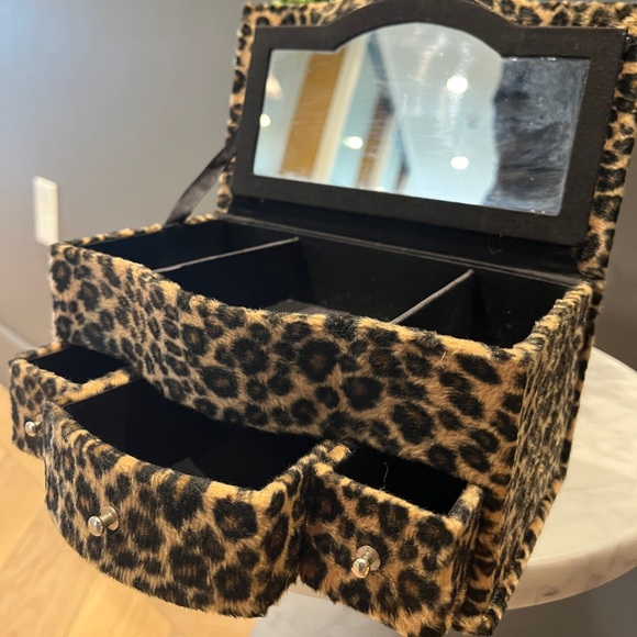 Cheetah Jewelry Box | Y2K or Chic - Picture 4 of 5